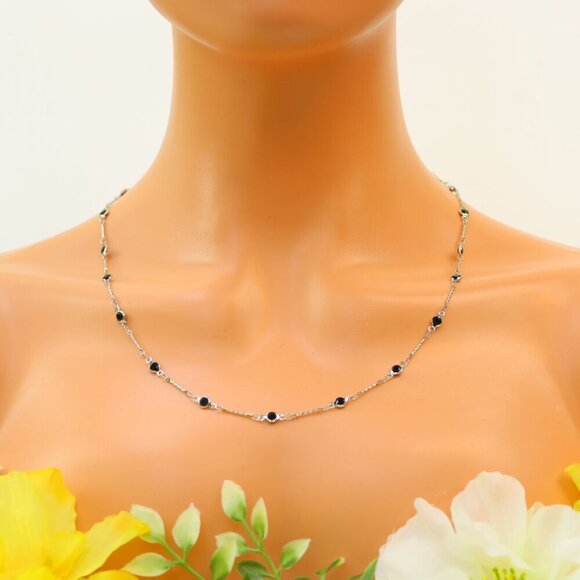 Minimalist Necklace, Sleek & Modern Design, Women’s Fashion, YC110493-N - Picture 3 of 10
